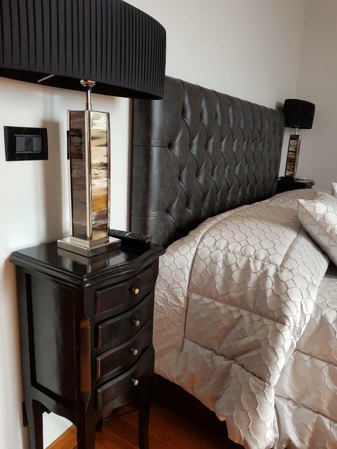 Regal House Roma Navigatori 23 Hotel Екстериор снимка